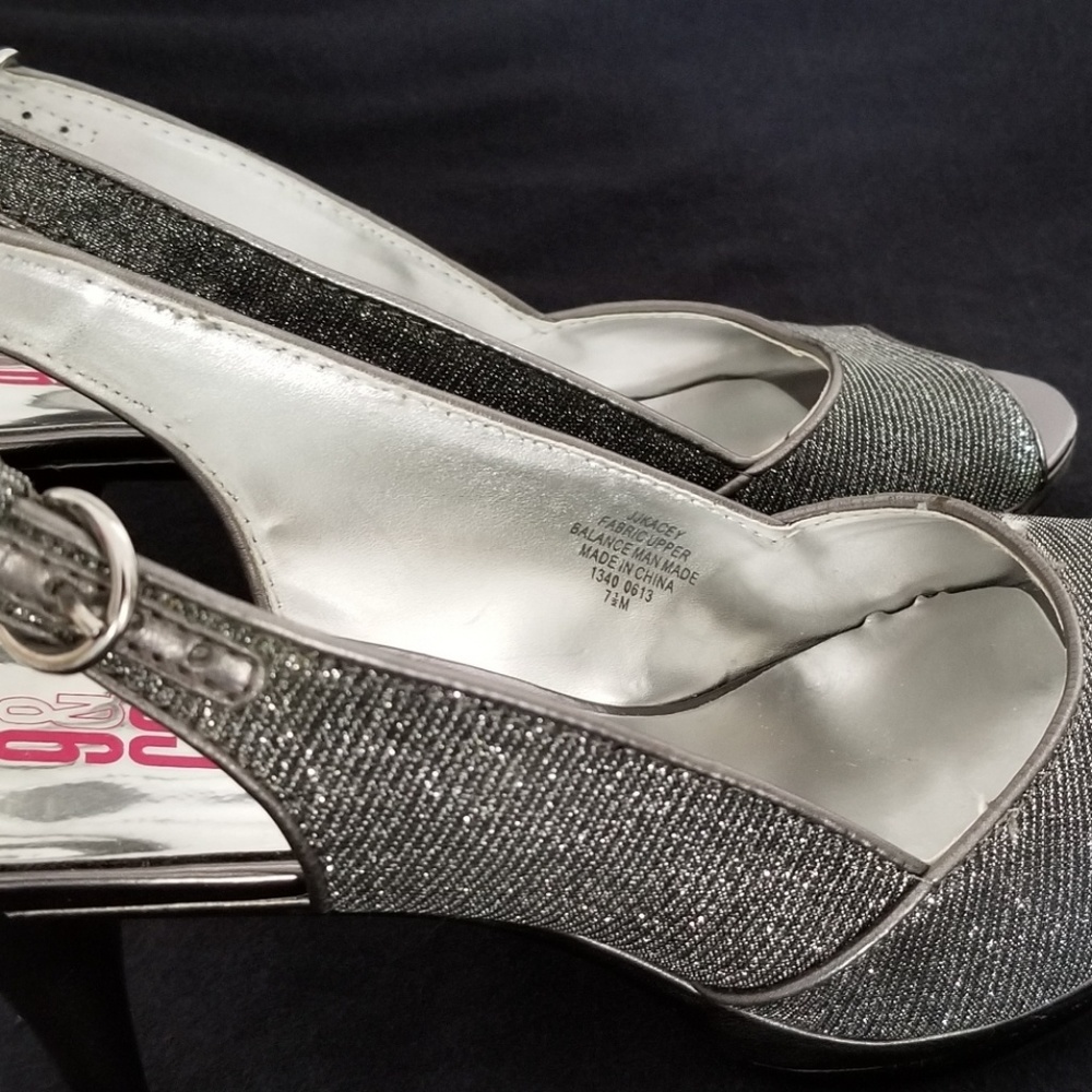 9&CO.Heels
